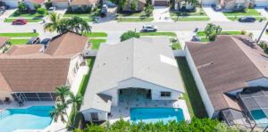 Casa en Boca Raton, Florida 4 dormitorios, 189.06 m2 № 2378713