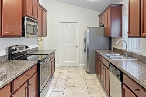 Villa ou maison à louer à Wimauma, Floride: 3 chambres, 180.97 m2 № 2114872 - photo 6