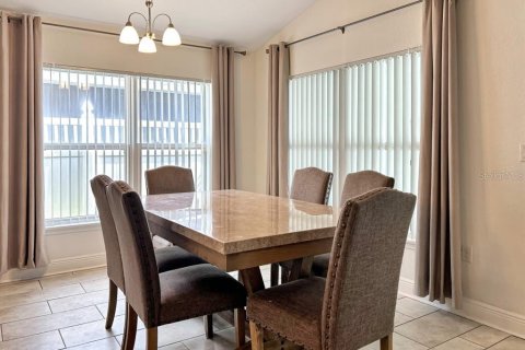 Villa ou maison à louer à Wimauma, Floride: 3 chambres, 180.97 m2 № 2114872 - photo 7