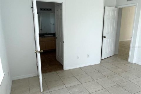 Touwnhouse à louer à Kissimmee, Floride: 4 chambres, 152.55 m2 № 1884879 - photo 6