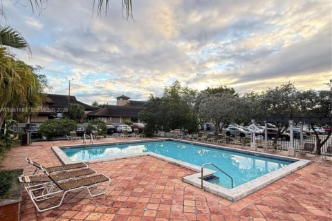 Condominio en venta en Miami, Florida, 2 dormitorios, 82.68 m2 № 2006077 - foto 25