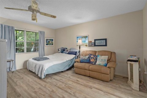 House in Spring Hill, Florida 3 bedrooms, 151.8 sq.m. № 2199104 - photo 11
