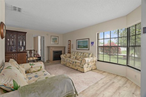 House in Spring Hill, Florida 3 bedrooms, 151.8 sq.m. № 2199104 - photo 17