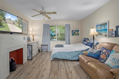House in Spring Hill, Florida 3 bedrooms, 151.8 sq.m. № 2199104 - photo 22