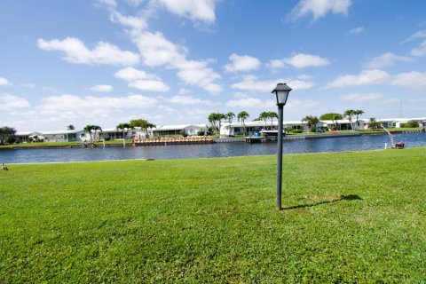 Casa en alquiler en Boynton Beach, Florida, 2 dormitorios, 135.45 m2 № 1179495 - foto 1