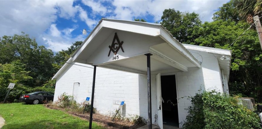 Propiedad comercial en Newberry, Florida 278.71 m2 № 1767103