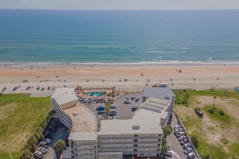 Copropriété à vendre à Daytona Beach, Floride: 3 pièces, 33.72 m2 № 1772234 - photo 2