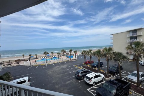 Copropriété à vendre à Daytona Beach, Floride: 3 pièces, 33.72 m2 № 1772234 - photo 26