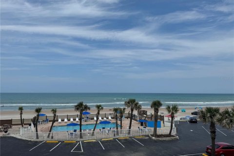 Copropriété à vendre à Daytona Beach, Floride: 3 pièces, 33.72 m2 № 1772234 - photo 23