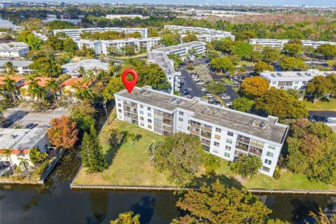 Condominio en venta en Oakland Park, Florida, 2 dormitorios, 90.58 m2 № 2029538 - foto 27