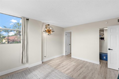 Condominio en venta en Oakland Park, Florida, 2 dormitorios, 90.58 m2 № 2029538 - foto 14