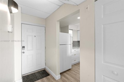 Condominio en venta en Oakland Park, Florida, 2 dormitorios, 90.58 m2 № 2029538 - foto 5