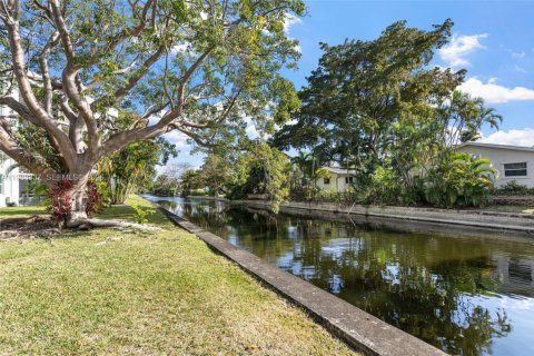 Condominio en venta en Oakland Park, Florida, 2 dormitorios, 90.58 m2 № 2029538 - foto 23