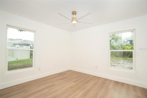 Villa ou maison à vendre à Sarasota, Floride: 4 chambres, 157 m2 № 1898884 - photo 20