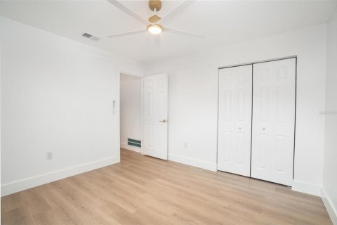 Villa ou maison à vendre à Sarasota, Floride: 4 chambres, 157 m2 № 1898884 - photo 21