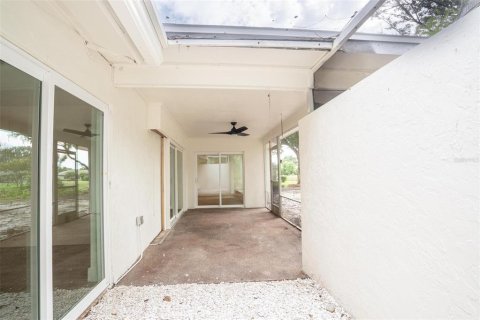 Villa ou maison à vendre à Sarasota, Floride: 4 chambres, 157 m2 № 1898884 - photo 24