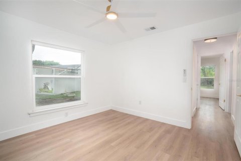 Villa ou maison à vendre à Sarasota, Floride: 4 chambres, 157 m2 № 1898884 - photo 17