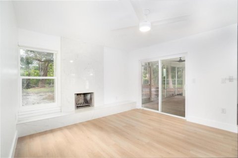Villa ou maison à vendre à Sarasota, Floride: 4 chambres, 157 m2 № 1898884 - photo 11