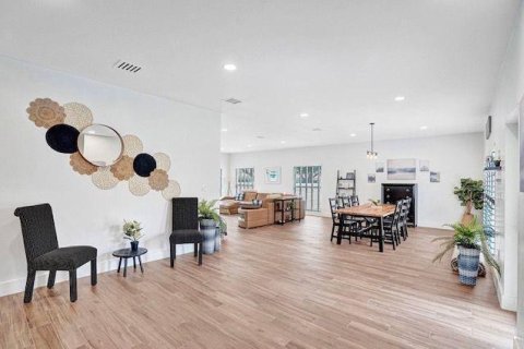 House in Lighthouse Point, Florida 4 bedrooms, 191.38 sq.m. № 2191922 - photo 7
