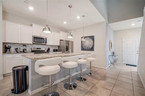 Villa ou maison à vendre à Davenport, Floride: 7 chambres, 313.08 m2 № 2424304 - photo 6