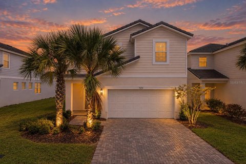 Villa ou maison à Davenport, Floride 7 chambres, 313.08 m2 № 2424304