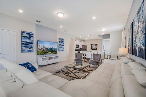 Villa ou maison à vendre à Davenport, Floride: 7 chambres, 313.08 m2 № 2424304 - photo 18