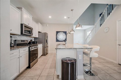 Villa ou maison à vendre à Davenport, Floride: 7 chambres, 313.08 m2 № 2424304 - photo 7