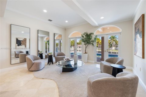 Casa en venta en Coral Gables, Florida, 5 dormitorios, 345.88 m2 № 1991389 - foto 12