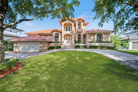 Casa en venta en Coral Gables, Florida, 5 dormitorios, 345.88 m2 № 1991389 - foto 28
