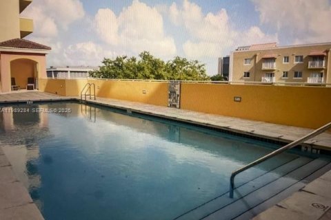 Copropriété à louer à Miami, Floride: 2 chambres, 92.53 m2 № 2051478 - photo 7