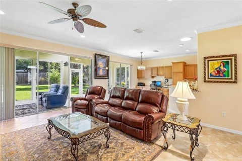 Villa ou maison à vendre à Summerfield, Floride: 3 chambres, 181.9 m2 № 2429119 - photo 4