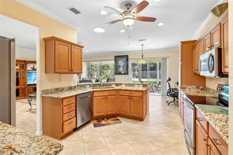 Villa ou maison à vendre à Summerfield, Floride: 3 chambres, 181.9 m2 № 2429119 - photo 3