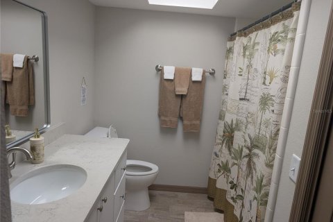 House in Crystal River, Florida 3 bedrooms, 124.86 sq.m. № 2116951 - photo 5