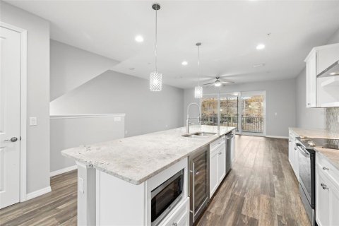 Touwnhouse à vendre à Tarpon Springs, Floride: 3 chambres, 167.41 m2 № 1767499 - photo 8