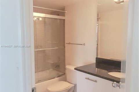 Снять в аренду кондоминиум в Авентура, Флорида 2 спальни, 118.08м2, № 1997710 - фото 8