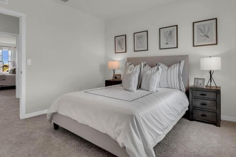 Casa en venta en Sorrento, Florida, 5 dormitorios, 242.01 m2 № 1716888 - foto 7