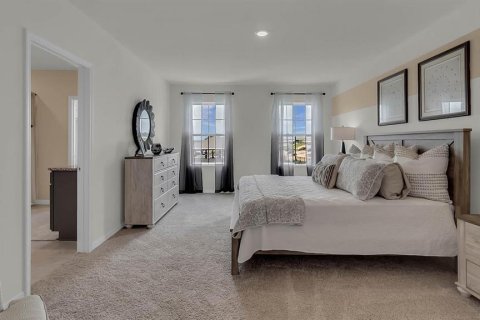 Casa en venta en Sorrento, Florida, 5 dormitorios, 242.01 m2 № 1716888 - foto 13