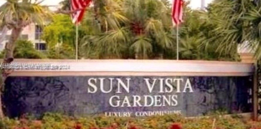 Condo in Tamarac, Florida, 2 bedrooms  № 1874192