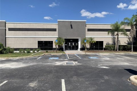 Propiedad comercial en alquiler en Ruskin, Florida, 2043.85 m2 № 2134857 - foto 5
