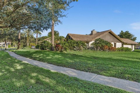 Villa ou maison à vendre à Boca Raton, Floride: 3 chambres, 235.23 m2 № 2390195 - photo 4