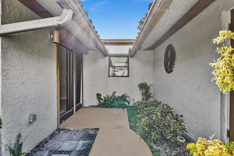 Villa ou maison à vendre à Boca Raton, Floride: 3 chambres, 235.23 m2 № 2390195 - photo 27