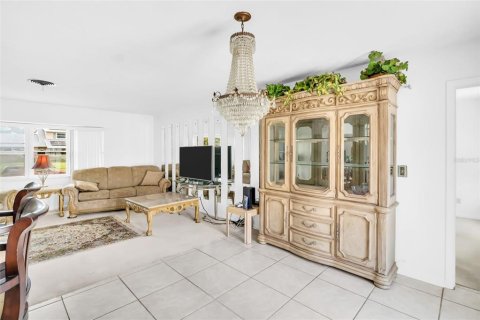 Villa ou maison à vendre à Clearwater, Floride: 4 chambres, 187.48 m2 № 1833454 - photo 23