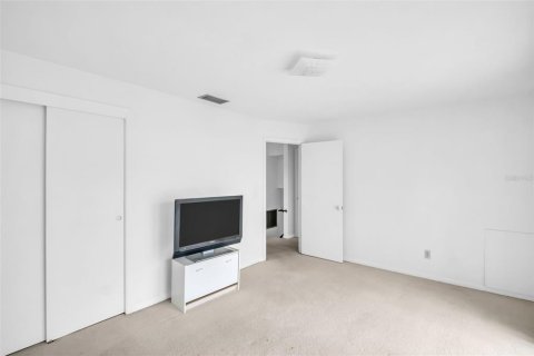 Villa ou maison à vendre à Clearwater, Floride: 4 chambres, 187.48 m2 № 1833454 - photo 14