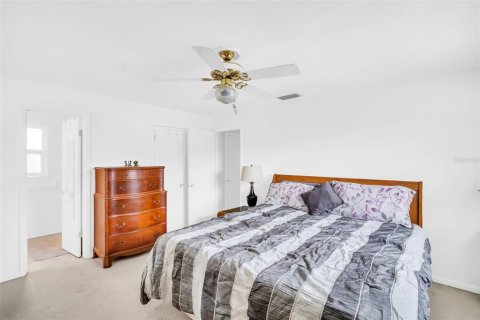 Villa ou maison à vendre à Clearwater, Floride: 4 chambres, 187.48 m2 № 1833454 - photo 5
