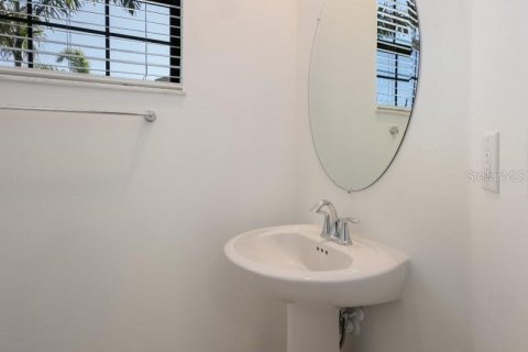 Adosado en alquiler en Bradenton, Florida, 3 dormitorios, 174.56 m2 № 1834936 - foto 5
