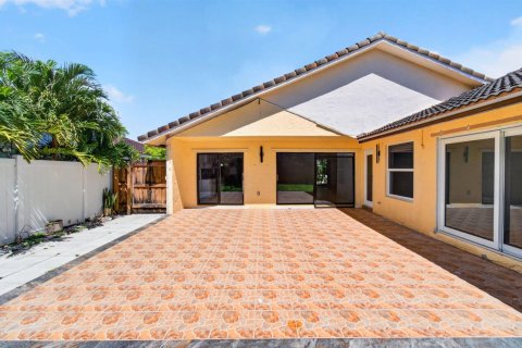 Villa ou maison à vendre à Boca Raton, Floride: 3 chambres, 163.69 m2 № 2401700 - photo 7