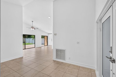 Villa ou maison à vendre à Boca Raton, Floride: 3 chambres, 163.69 m2 № 2401700 - photo 28