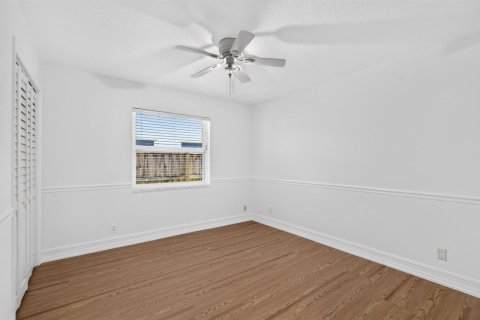Villa ou maison à vendre à Boca Raton, Floride: 3 chambres, 163.69 m2 № 2401700 - photo 15