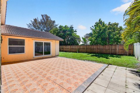 Villa ou maison à vendre à Boca Raton, Floride: 3 chambres, 163.69 m2 № 2401700 - photo 10