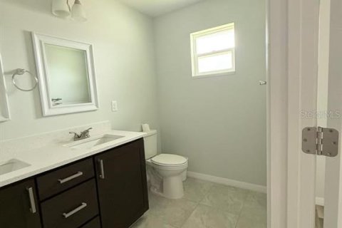 House in Ocala, Florida 3 bedrooms, 140.1 sq.m. № 2216523 - photo 6